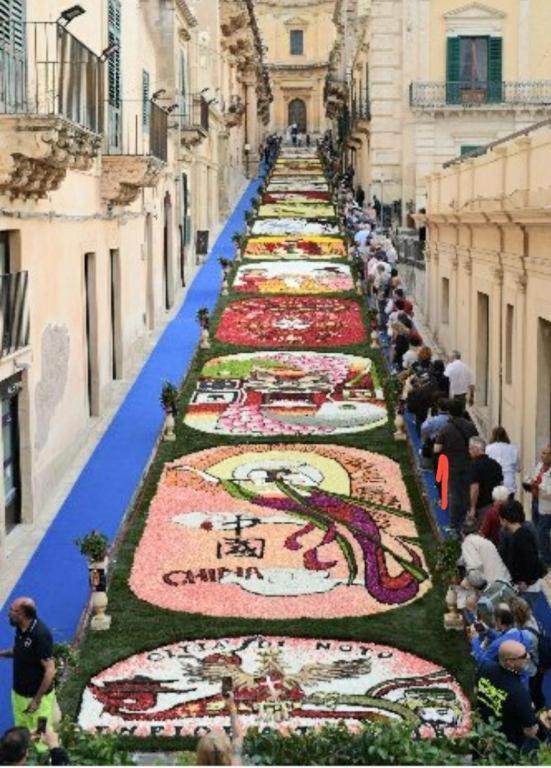 La Casa In Piazza Villa Noto Exterior photo